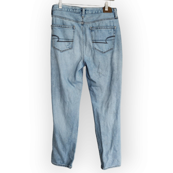 American Eagle Ripped Mom Jean High Rise Destroyed Straight Leg Jeans 4 - Picture 5 of 9